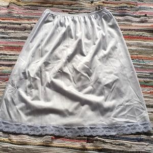 Vintage slip light blue